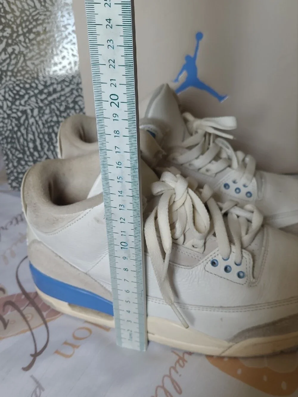 Jordan Men's White & Light Blue Low-Top Sneakers